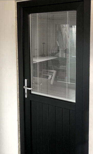 Integrated blinds Integrated blinds
